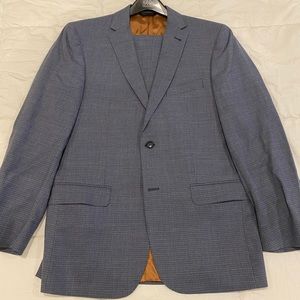 Jos. A. Bank 40R Slim Fit Suit Like New